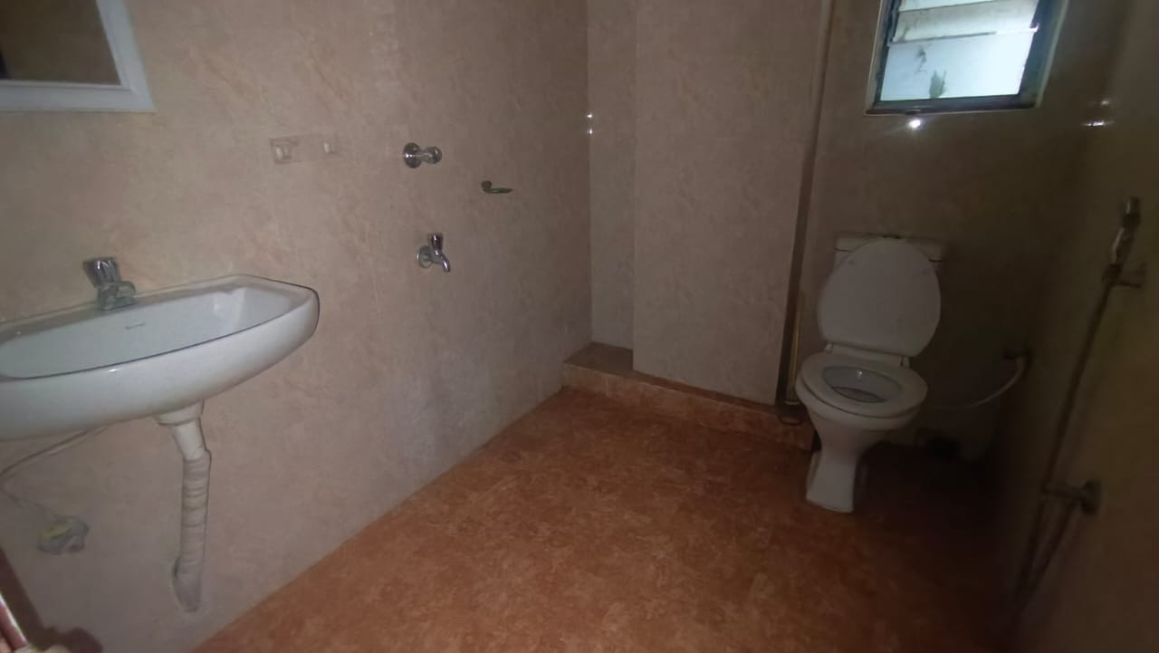 Unfurnished 3bhk in VIP Road, Bormotoria, Guwahati, Assam, India for Rent